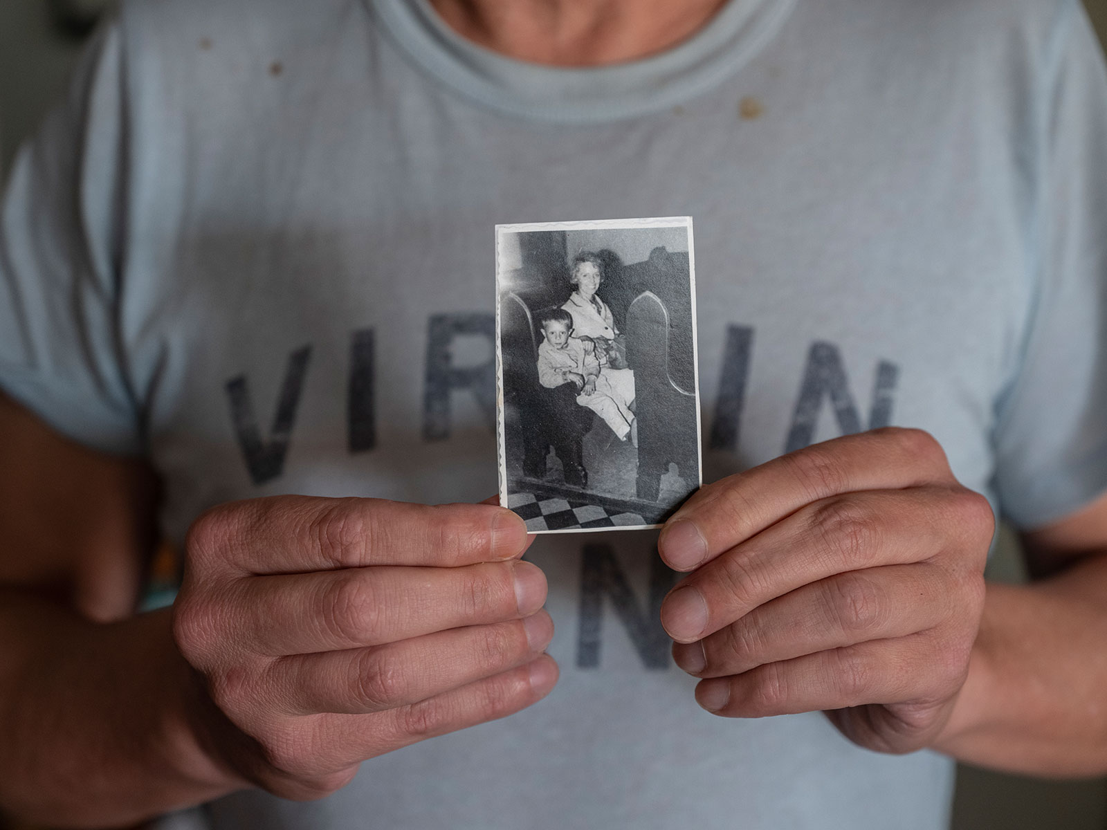 Alt-Bild aus der kuenstlerischen Arbeit Tomek - Wonderland von Anna Pekala